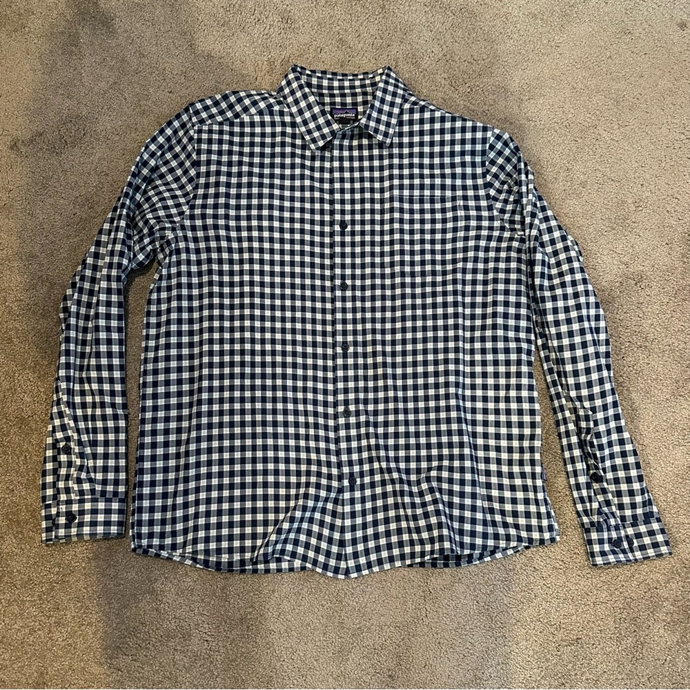 Patagonia Gingham Plaid Long Sleeve Button Down Collared Fezzman Shirt